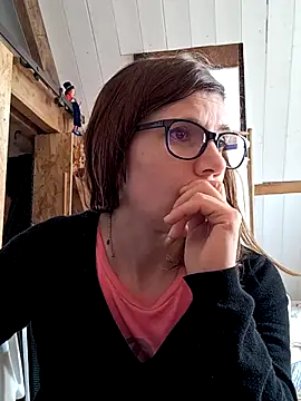 Snapshot of Lina_lou4 chatting on March 13, 12:35 pm Lina lou4 online show from March 13, 12:35 pm