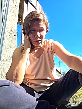 Snapshot of Lina_lou4 chatting on October 10, 11:53 am Lina lou4 online show from October 10, 11:53 am