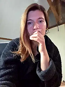 Snapshot of Lina_lou4 chatting on October 27, 8:51 am Lina lou4 online show from October 27, 8:51 am