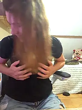 Snapshot of Lina_lou4 chatting on November 16, 5:07 pm Lina lou4 online show from November 16, 5:07 pm