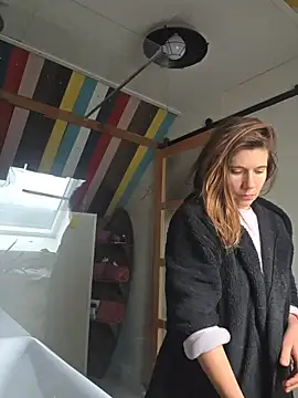 Snapshot of Lina_lou4 chatting on November 19, 8:47 am Lina lou4 online show from November 19, 8:47 am