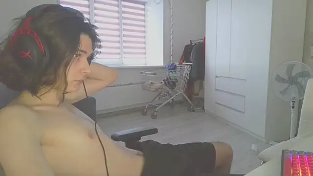 CandyChell online show from December 2, 5:48 am