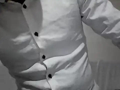 Snapshot of roccosif696 chatting on January 8, 6:52 pm roccosif696 online show from January 8, 6:52 pm