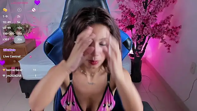 cora 22 online show from January 20, 3:07 pm