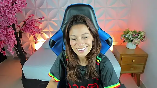 cora 22 online show from February 20, 12:57 pm