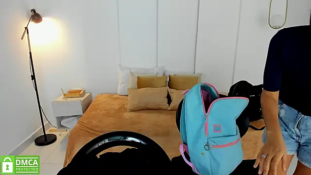 sexychanell 18 online show from March 2, 6:40 pm