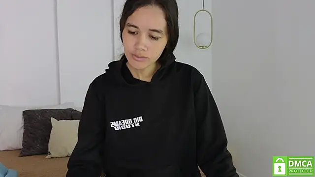 sexychanell 18 online show from September 13, 12:49 pm