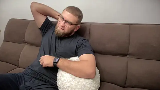 Snapshot of Bear_bear_ chatting on December 26, 1:54 pm Bear bear online show from December 26, 1:54 pm