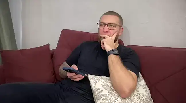 Snapshot of Bear_bear_ chatting on January 24, 12:20 pm Bear bear online show from January 24, 12:20 pm