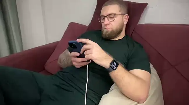 Snapshot of Bear_bear_ chatting on January 27, 2:46 pm Bear bear online show from January 27, 2:46 pm