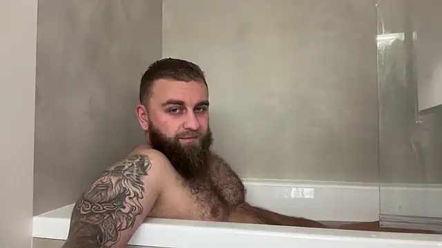 Snapshot of Bear_bear_ chatting on November 9, 8:51 pm Bear bear online show from November 9, 8:51 pm