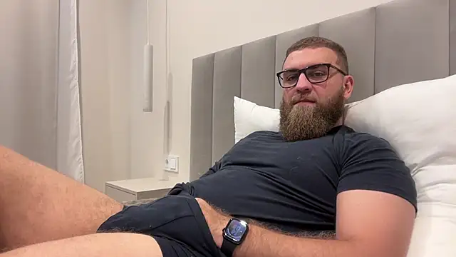 Snapshot of Bear_bear_ chatting on November 10, 11:09 am Bear bear online show from November 10, 11:09 am