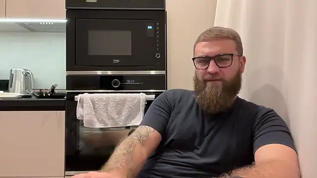 Snapshot of Bear_bear_ chatting on November 23, 1:33 pm Bear bear online show from November 23, 1:33 pm