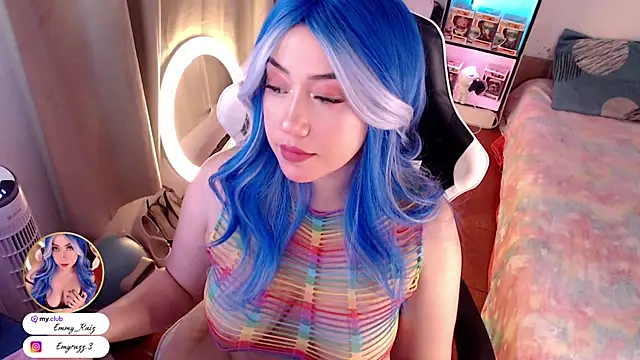 Emmy Ruiz online show from October 5, 9:45 pm