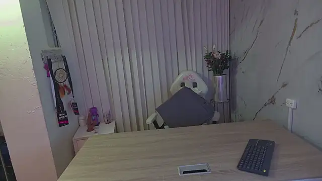 Scarlett collins02 online show from February 1, 4:03 am