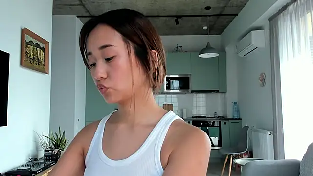 julias tapes online show from December 11, 8:58 am