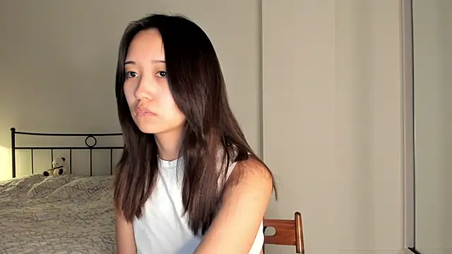 julias tapes online show from March 3, 5:53 am