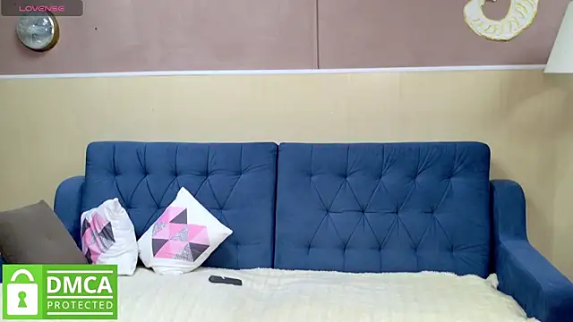 Snapshot of MyrtleGirl_5 chatting on November 11, 11:05 pm MyrtleGirl 5 online show from November 11, 11:05 pm