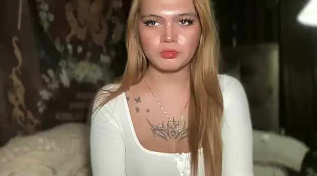 Claire Brooke online show from February 3, 7:31 pm