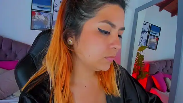 Gretta Queen online show from February 14, 1:23 am