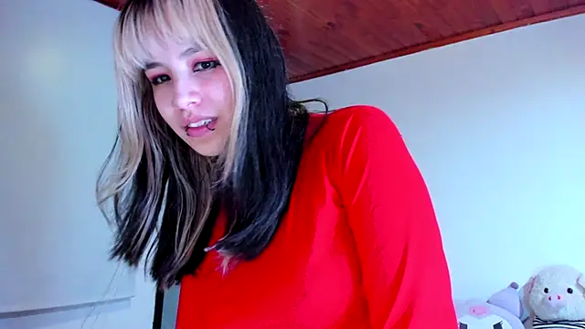 Snapshot of Akane-Mou chatting on December 4, 7:17 am Akane-Mou online show from December 4, 7:17 am