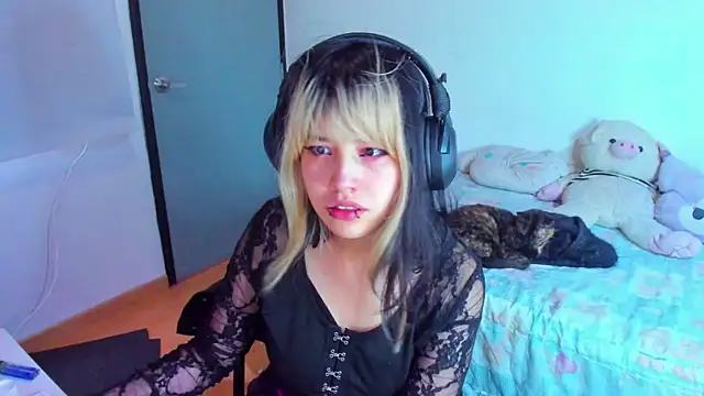 Snapshot of Akane-Mou chatting on January 14, 11:53 am Akane-Mou online show from January 14, 11:53 am