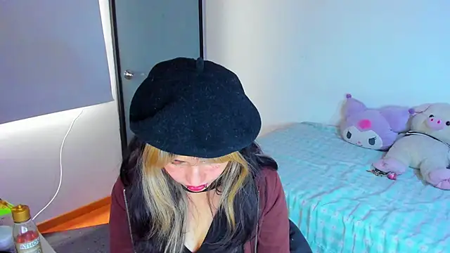 Snapshot of Akane-Mou chatting on January 18, 6:32 pm Akane-Mou online show from January 18, 6:32 pm