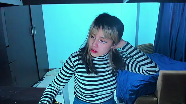 Snapshot of Akane-Mou chatting on January 19, 11:34 am Akane-Mou online show from January 19, 11:34 am