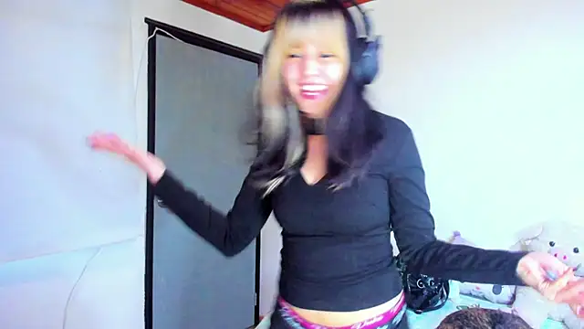 Snapshot of Akane-Mou chatting on January 20, 11:35 am Akane-Mou online show from January 20, 11:35 am