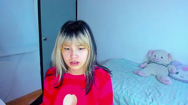 Snapshot of Akane-Mou chatting on January 23, 5:35 am Akane-Mou online show from January 23, 5:35 am