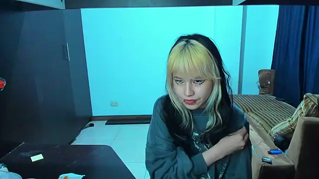 Snapshot of Akane-Mou chatting on February 17, 7:15 am Akane-Mou online show from February 17, 7:15 am