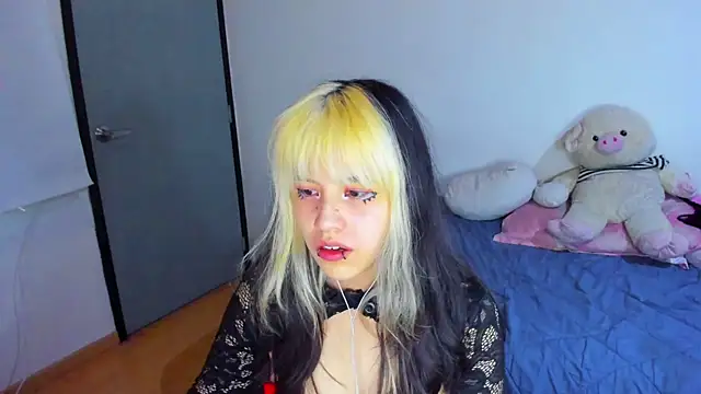 Snapshot of Akane-Mou chatting on February 22, 6:39 am Akane-Mou online show from February 22, 6:39 am