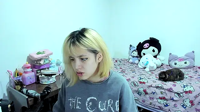 Snapshot of Akane-Mou chatting on September 26, 4:27 am Akane-Mou online show from September 26, 4:27 am