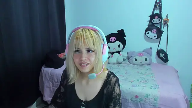 Snapshot of Akane-Mou chatting on October 24, 3:25 am Akane-Mou online show from October 24, 3:25 am