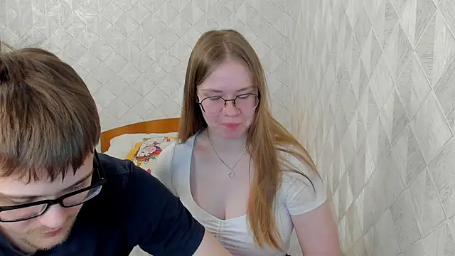 Tommy and Katie online show from December 5, 8:22 am