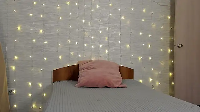 Tommy and Katie online show from January 30, 10:08 am