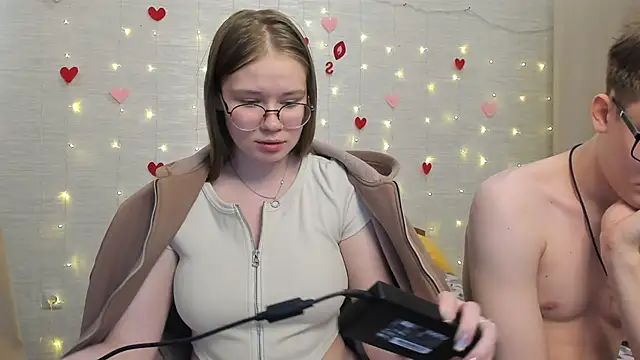 Tommy and Katie online show from February 23, 10:39 am