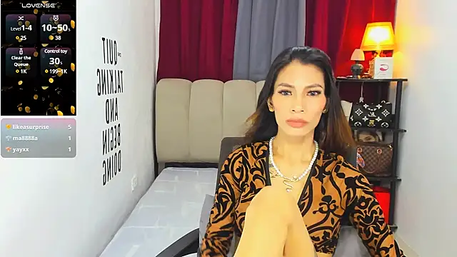 Trixie Mattel21 online show from March 11, 4:54 am