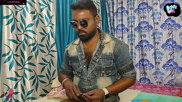 Snapshot of BLACK---MAMBA chatting on December 25, 8:29 am BLACK---MAMBA online show from December 25, 8:29 am