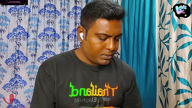 Snapshot of BLACK---MAMBA chatting on March 21, 3:57 pm BLACK---MAMBA online show from March 21, 3:57 pm