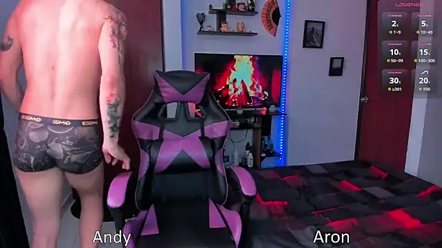 Snapshot of andybxby chatting on September 15, 3:34 pm andybxby online show from September 15, 3:34 pm