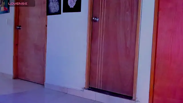 ink demonxxx online show from November 30, 1:04 pm