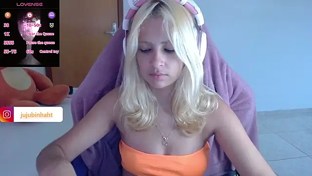 jujubinhahot online show from February 1, 8:05 pm