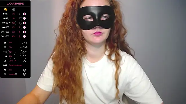 Snapshot of BubbbleGumm chatting on February 8, 7:05 pm BubbbleGumm online show from February 8, 7:05 pm