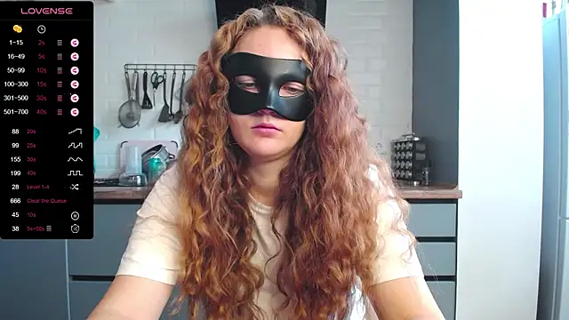 Snapshot of BubbbleGumm chatting on February 11, 7:12 am BubbbleGumm online show from February 11, 7:12 am