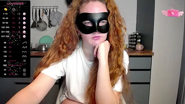 Snapshot of BubbbleGumm chatting on February 19, 7:16 pm BubbbleGumm online show from February 19, 7:16 pm