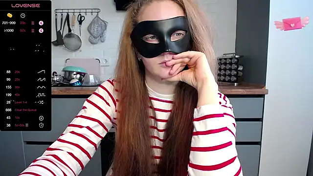 Snapshot of BubbbleGumm chatting on February 23, 1:10 pm BubbbleGumm online show from February 23, 1:10 pm