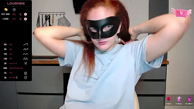 Snapshot of BubbbleGumm chatting on March 12, 3:40 pm BubbbleGumm online show from March 12, 3:40 pm