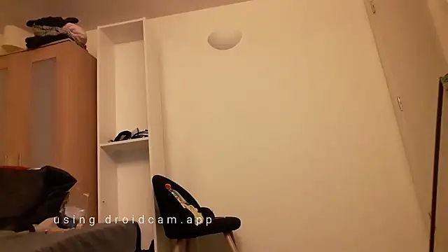 uk-bobbie-uk online show from February 14, 5:41 am