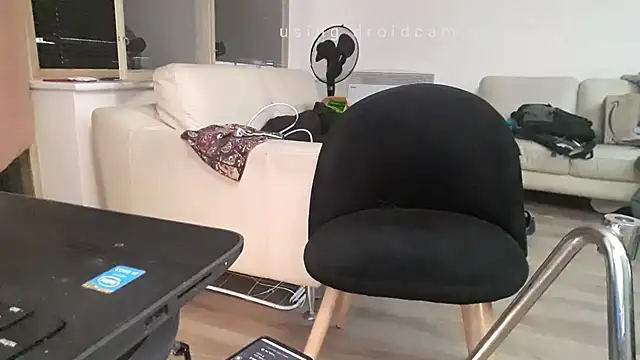 uk-bobbie-uk online show from February 26, 11:04 pm